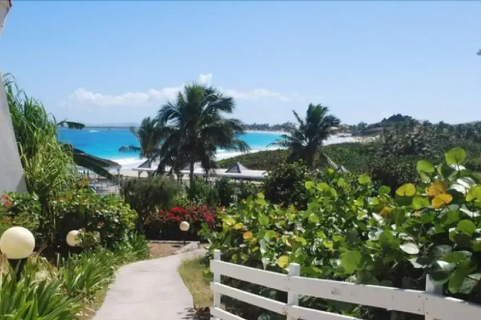 Studio Orient Bay