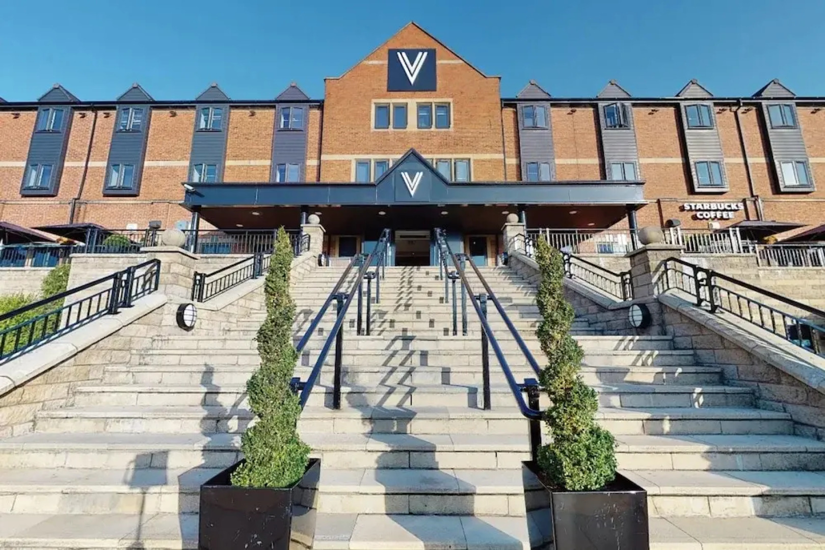 Cosy 1-bed Apartment in Bury Town Centre