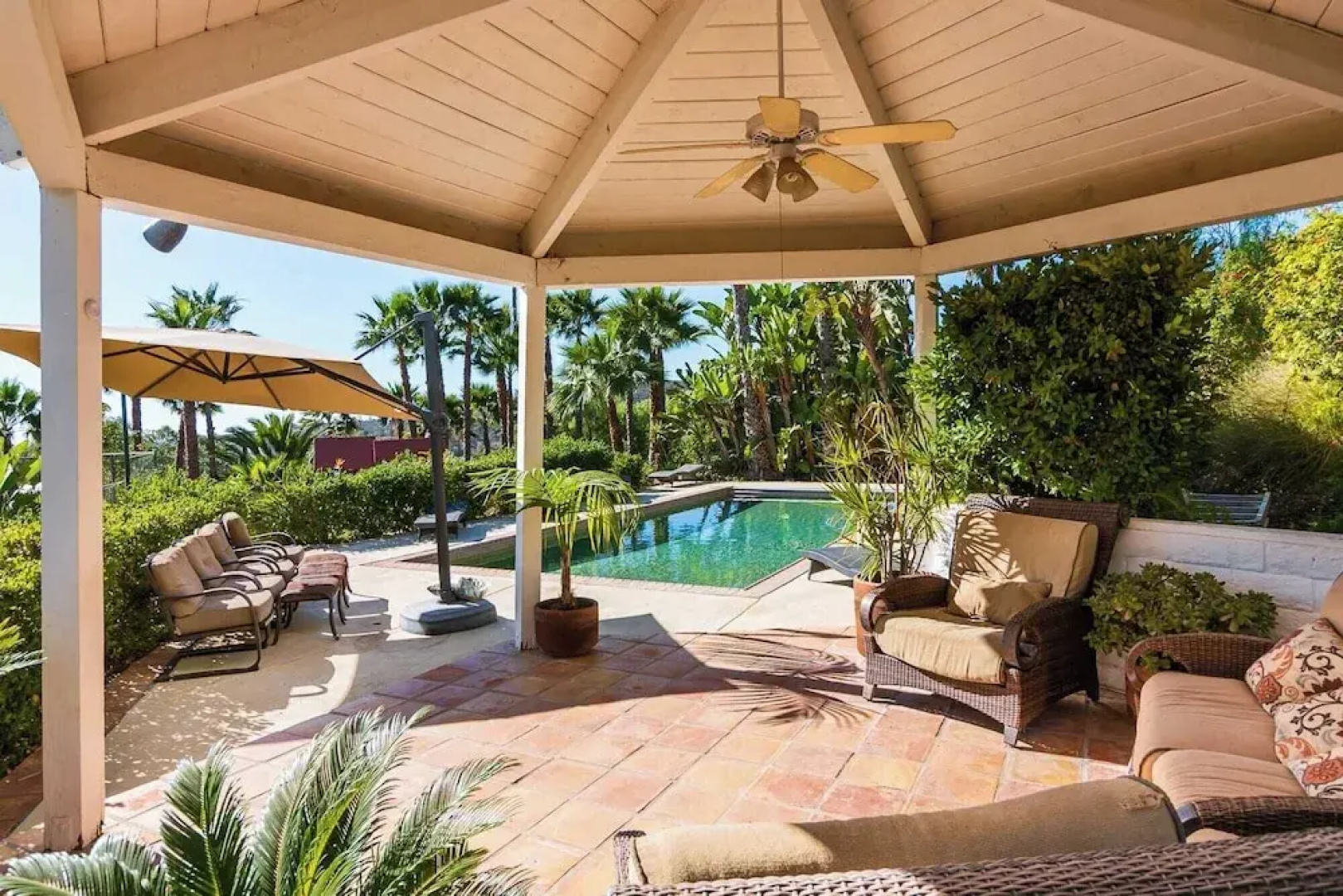 Two Estates w/ Pools, Hot Tubs, Game Rooms, Valley Views & Tennis Court Near Beaches & Wineries