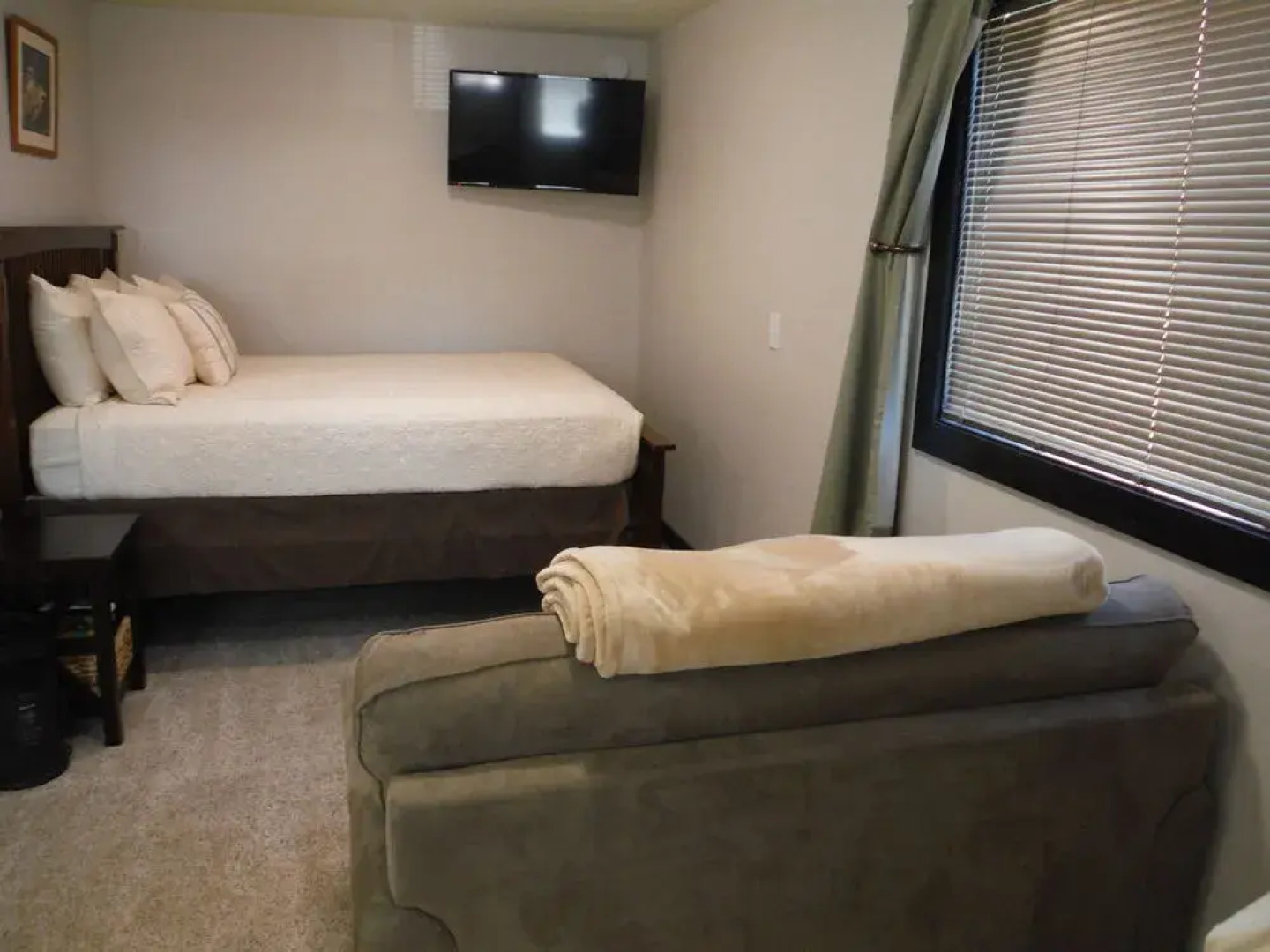 Talkeetna Love-Lee Cabins