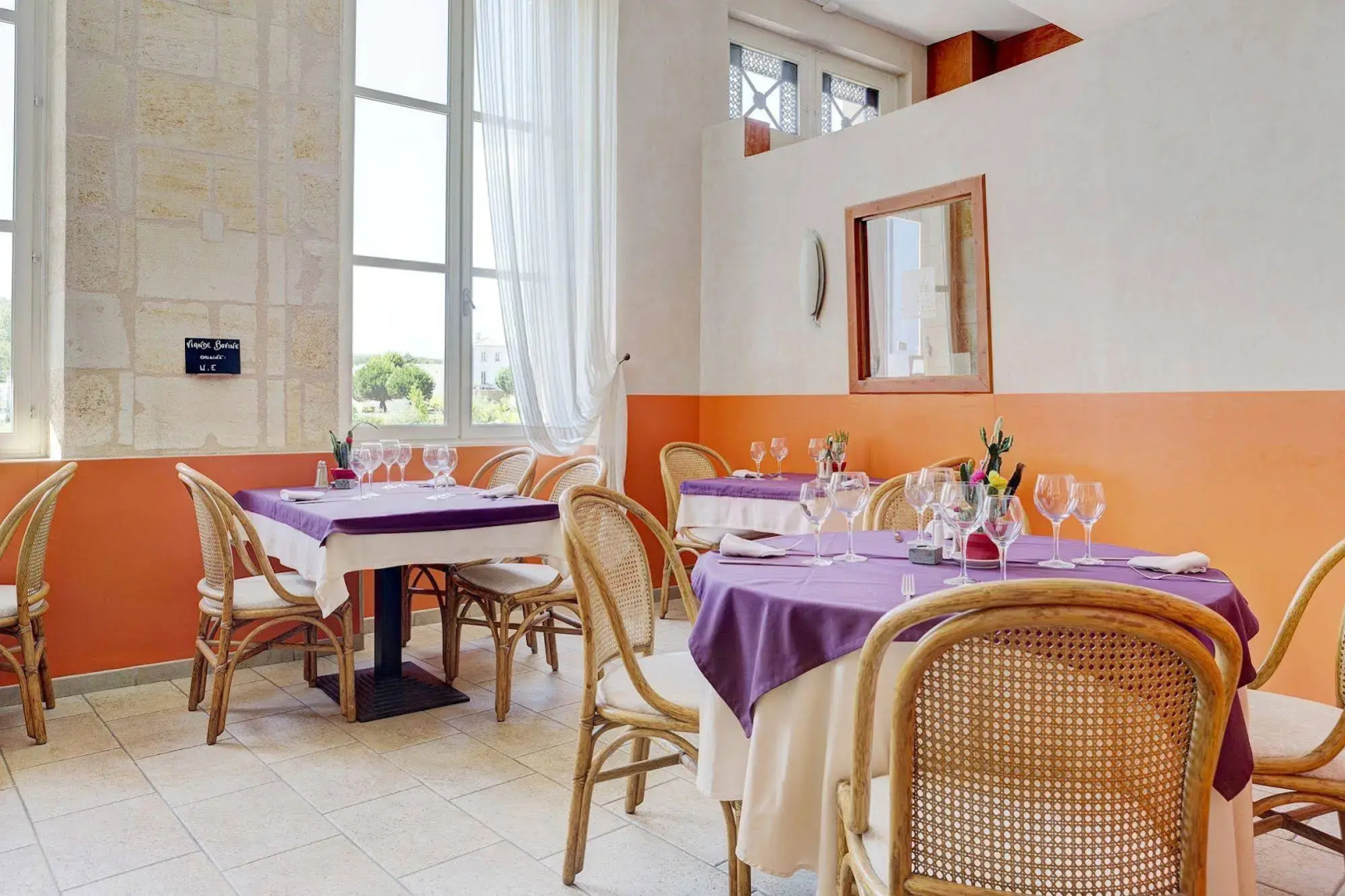 Hôtel de la tour à LIBOURNE