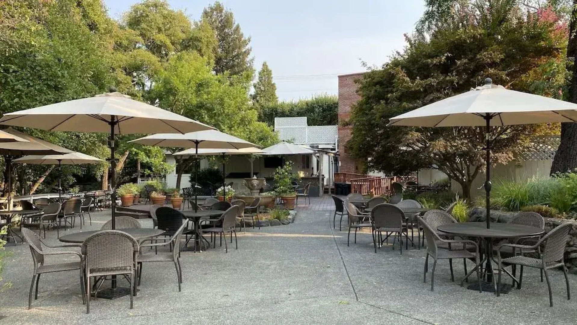 The Jack London Lodge