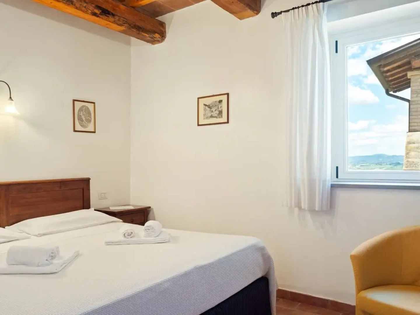 Scenic Holiday Home in Torgiano With Swimming Pool