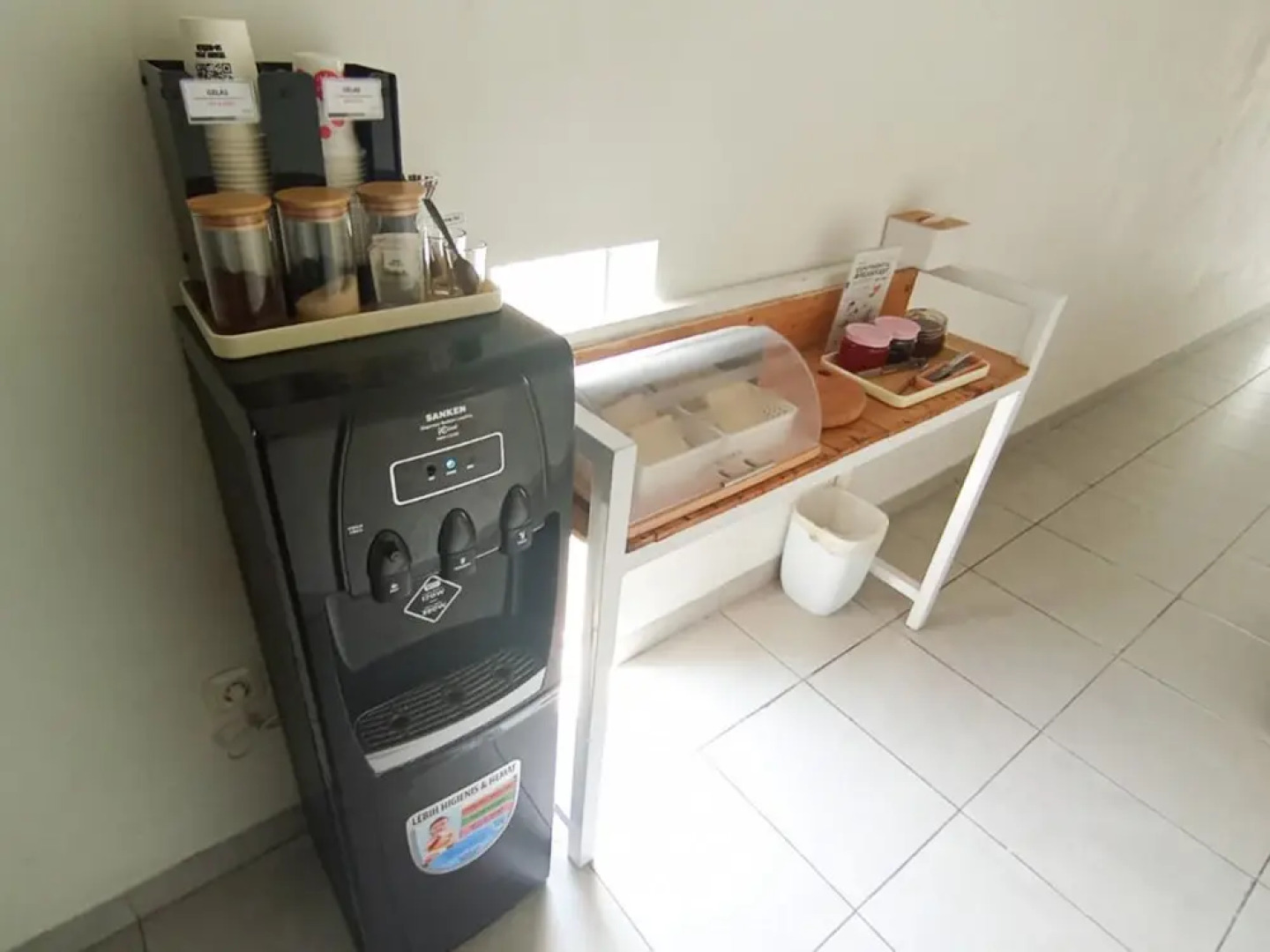 OFO Kost Premium Kampung Inggris Pare Syariah Mitra RedDoorz