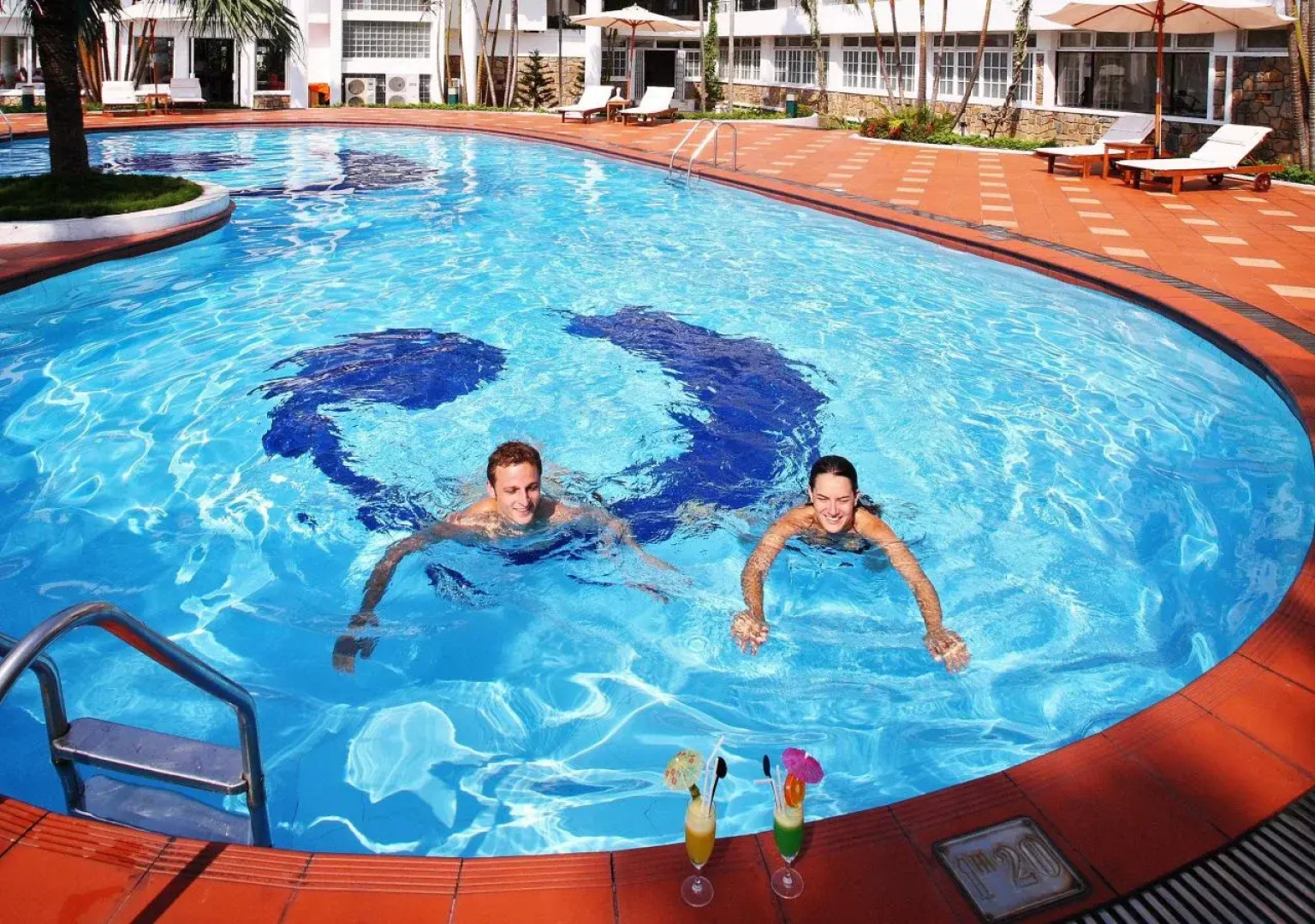 Century Riverside Hotel Hue