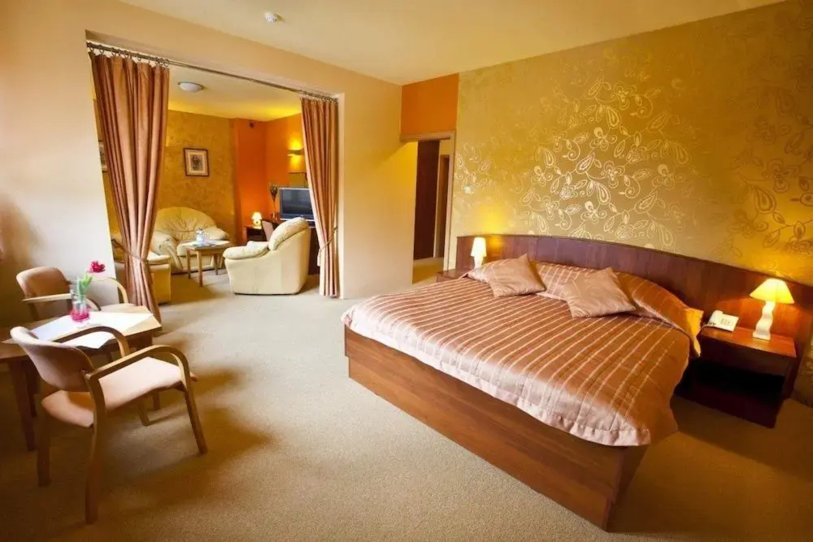 Отель Bobrowa Dolina