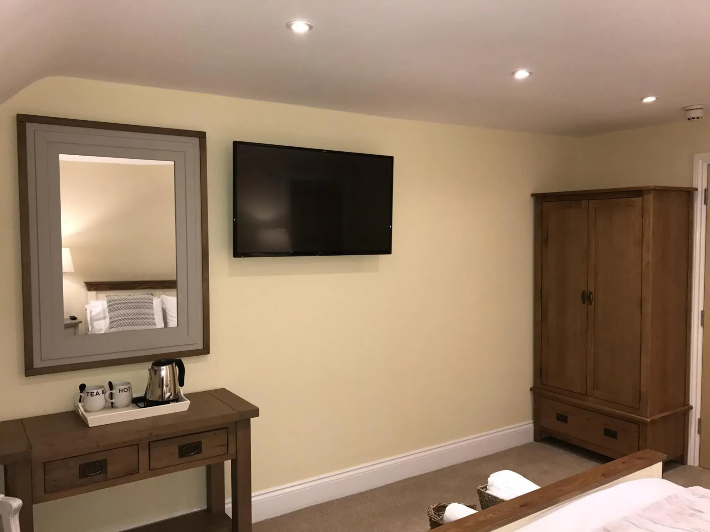 The Lodge at Broadway