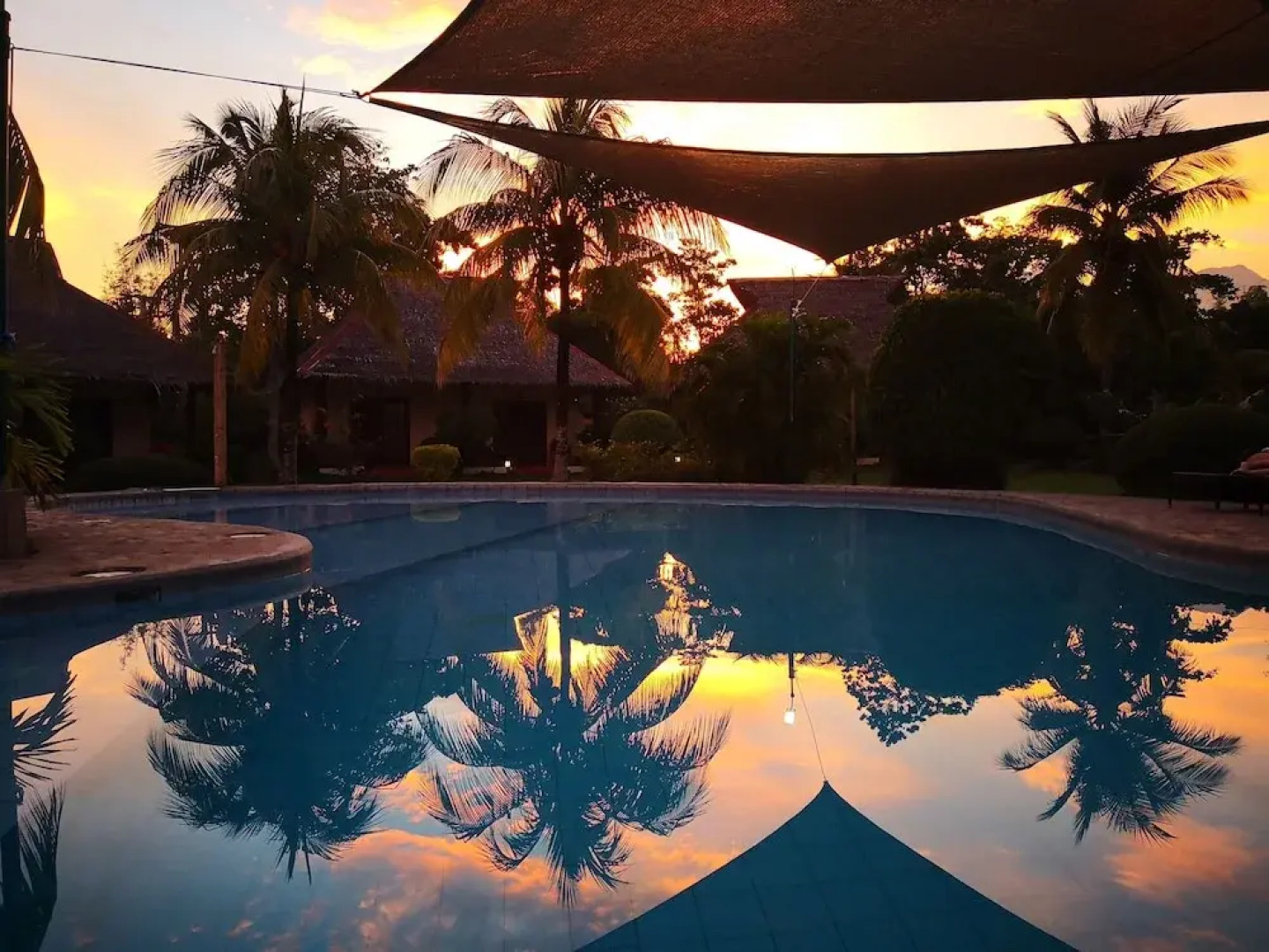 Fish Unlimited Beach & Dive Resort