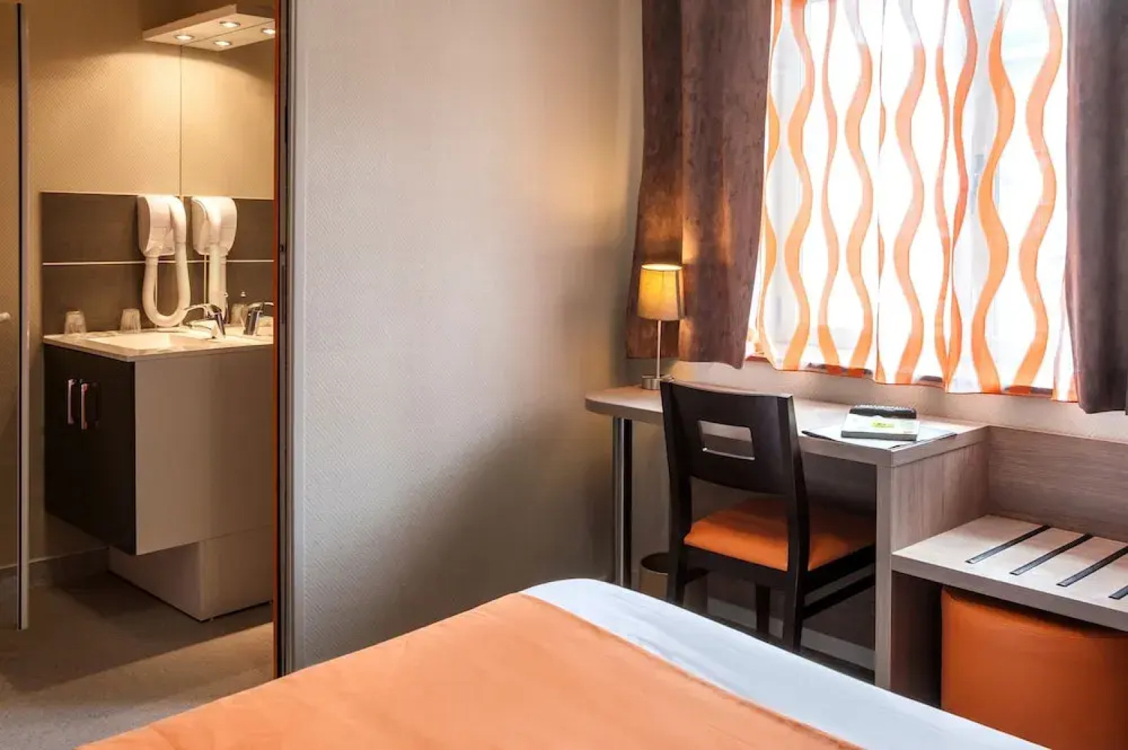 Logis Hôtel les Voyageurs