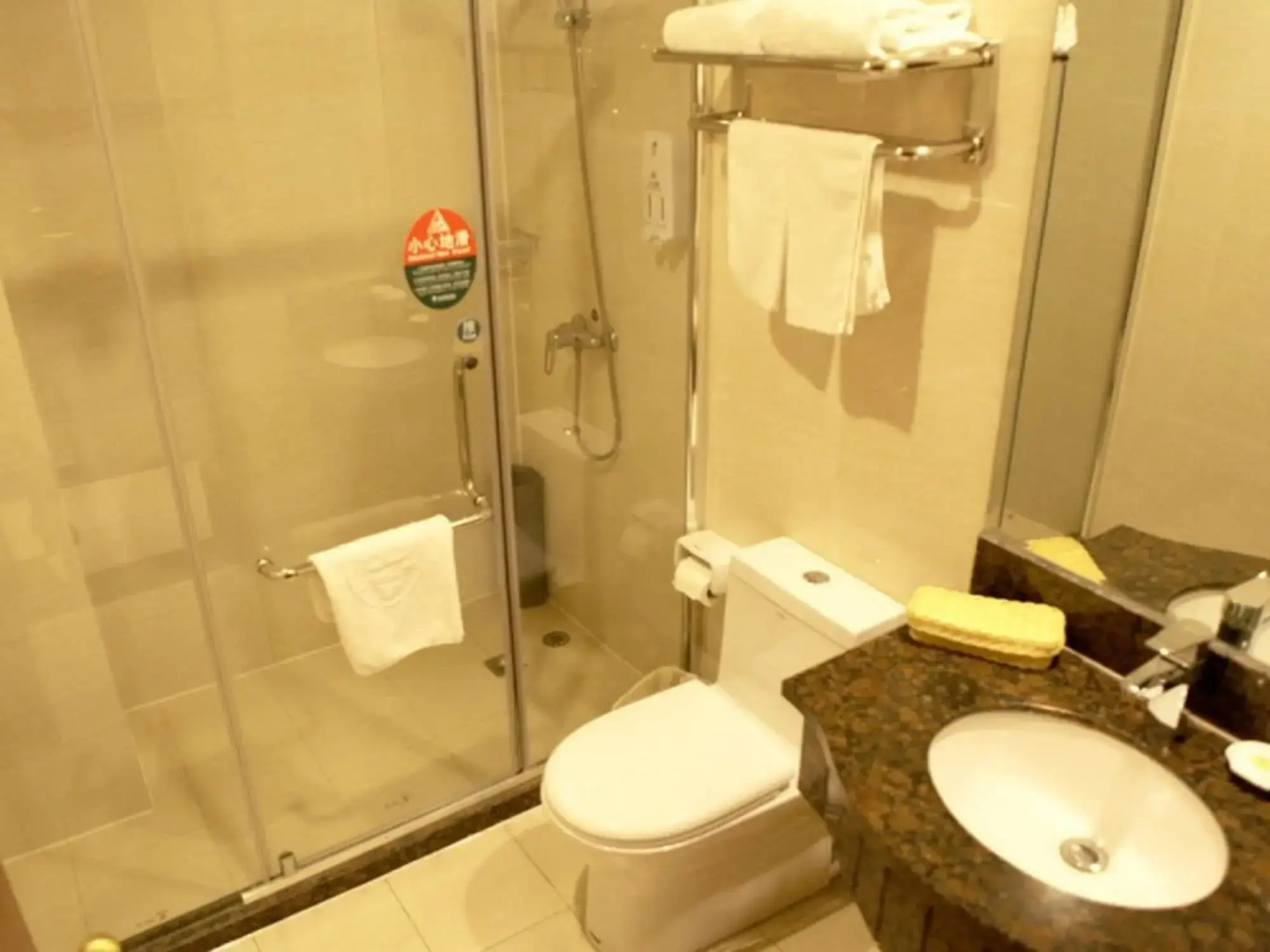GreenTree Inn Zhenjiang Gaotie Wanda Square Express Hotel