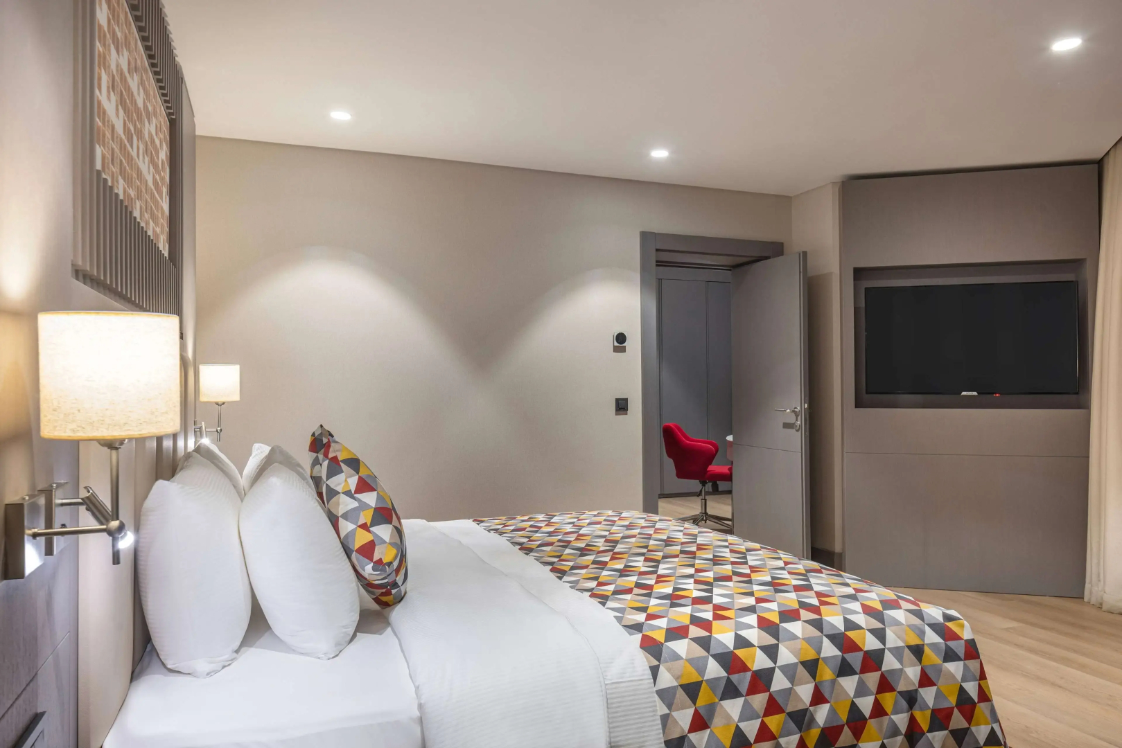 Отель Ramada Plaza By Wyndham Batumi