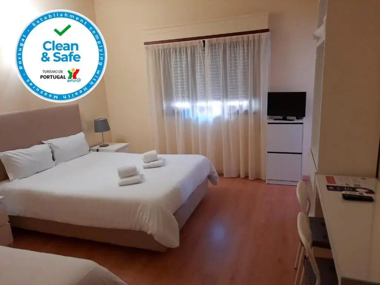 Metro Vilar Suites & Villas