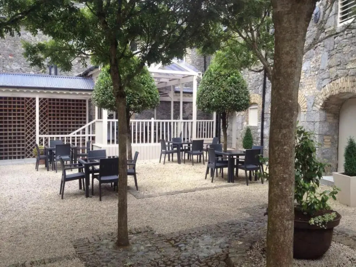 Spinners on Castle Street