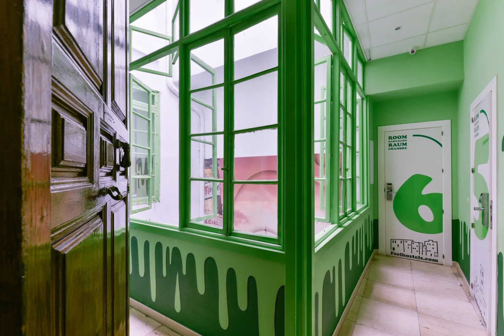 Feel Hostels City Center