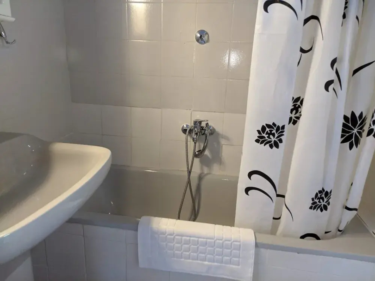 Zennova Sea & Mount Athos View 3