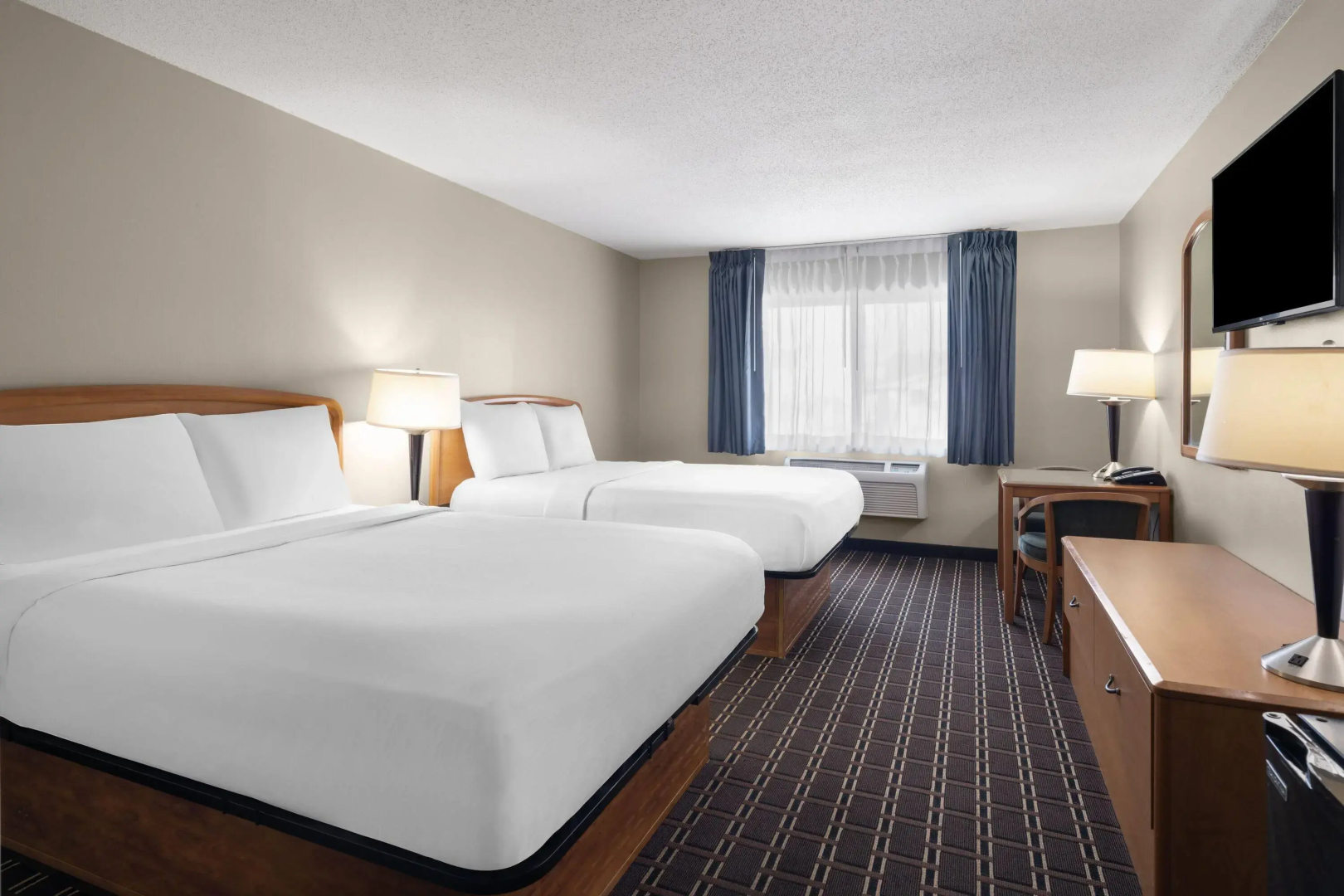 Travelodge by Wyndham Fargo West Acres