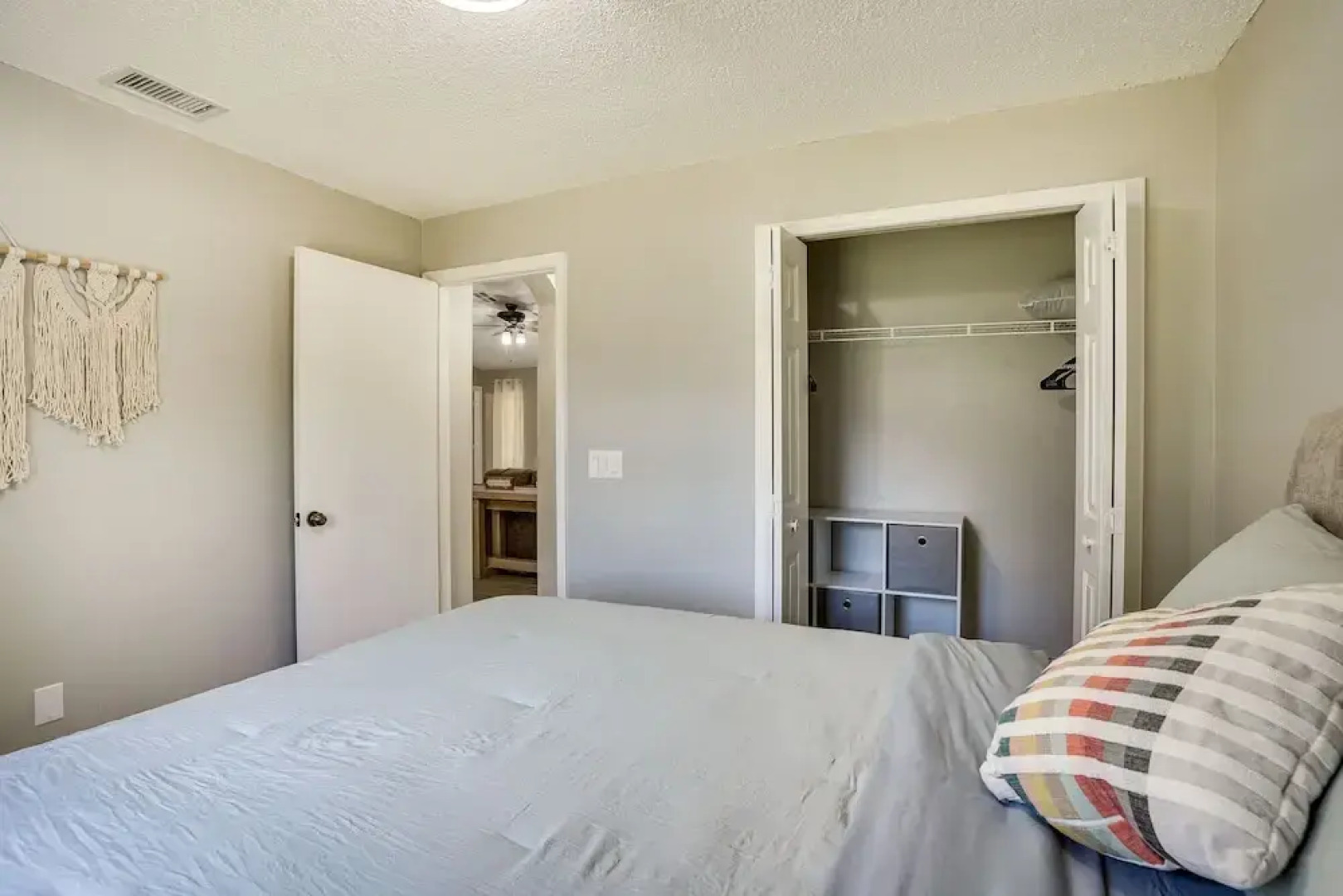 Family-friendly Winter Haven Home w/ Pool!