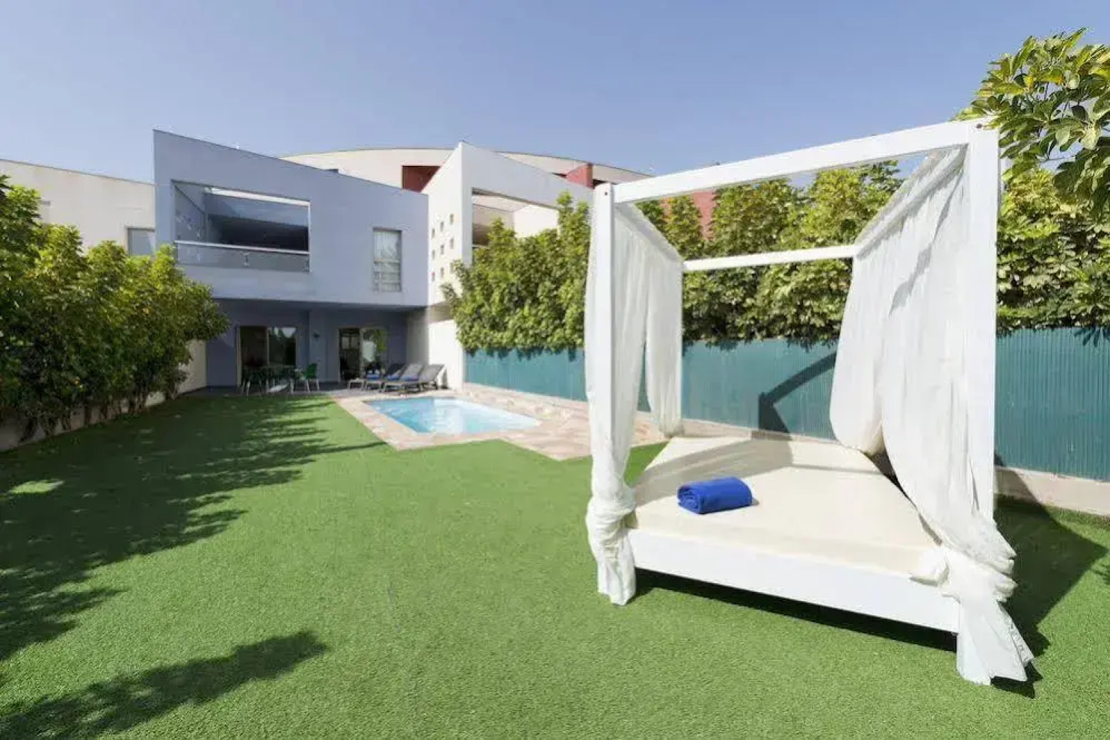 Geranios Suites & Spa