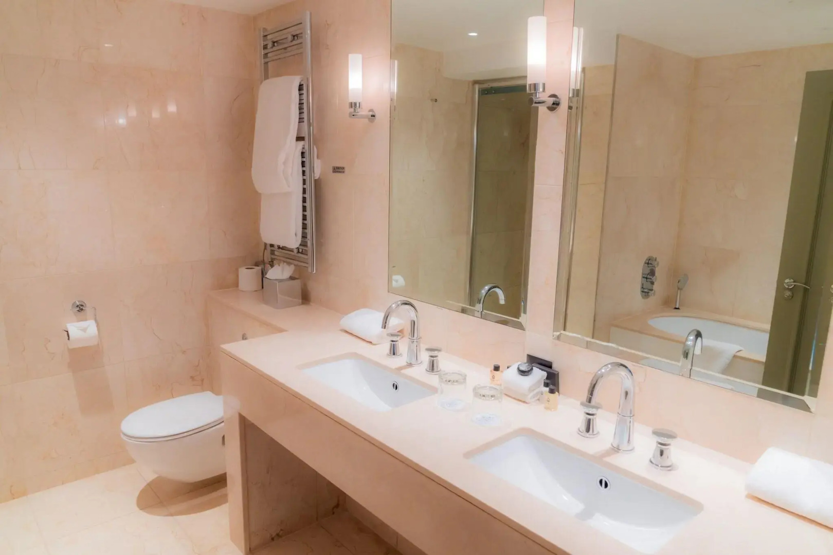 The Lygon Arms - an Iconic Luxury Hotel