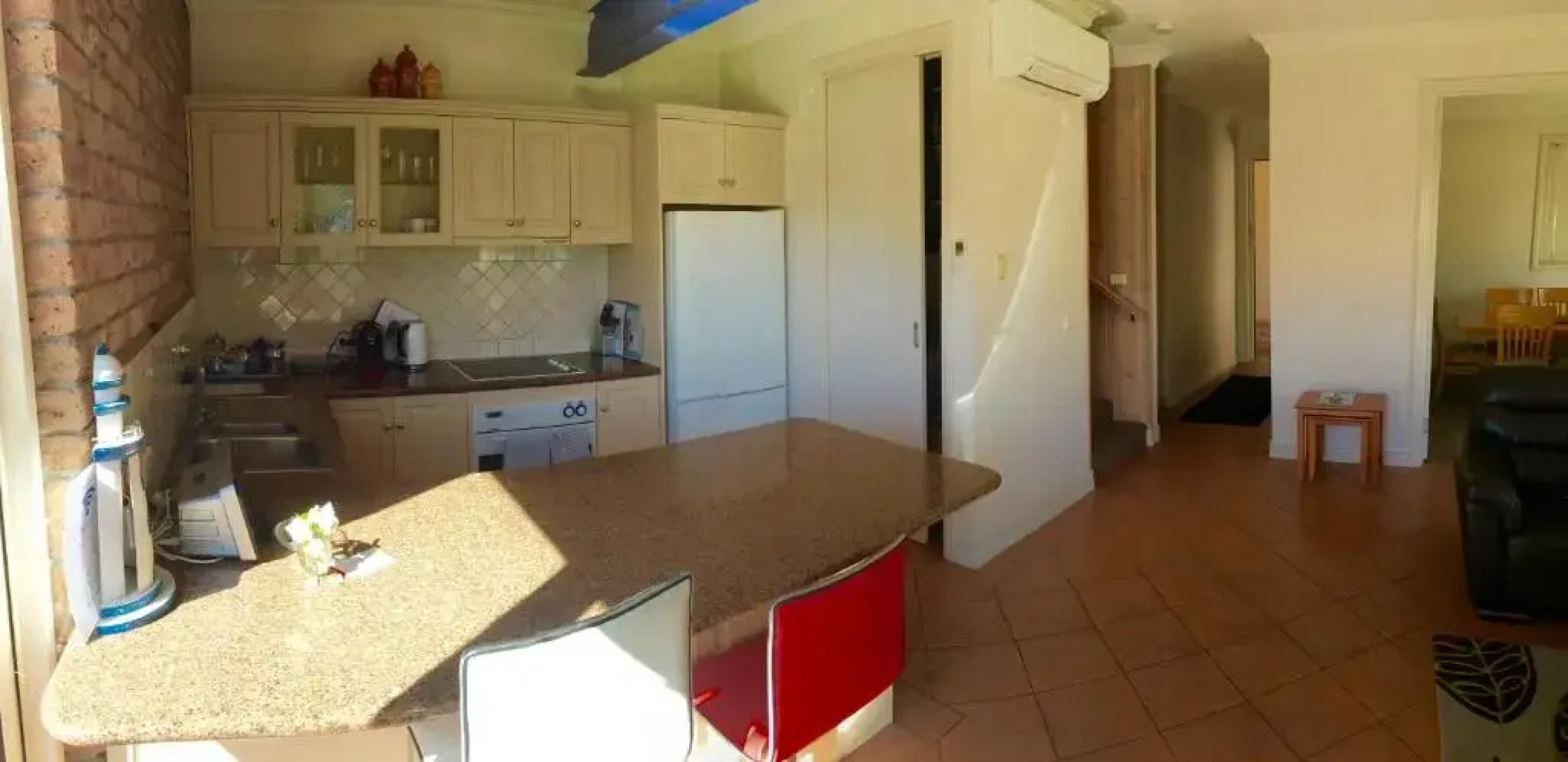 Dockside Waterfront Indulgence