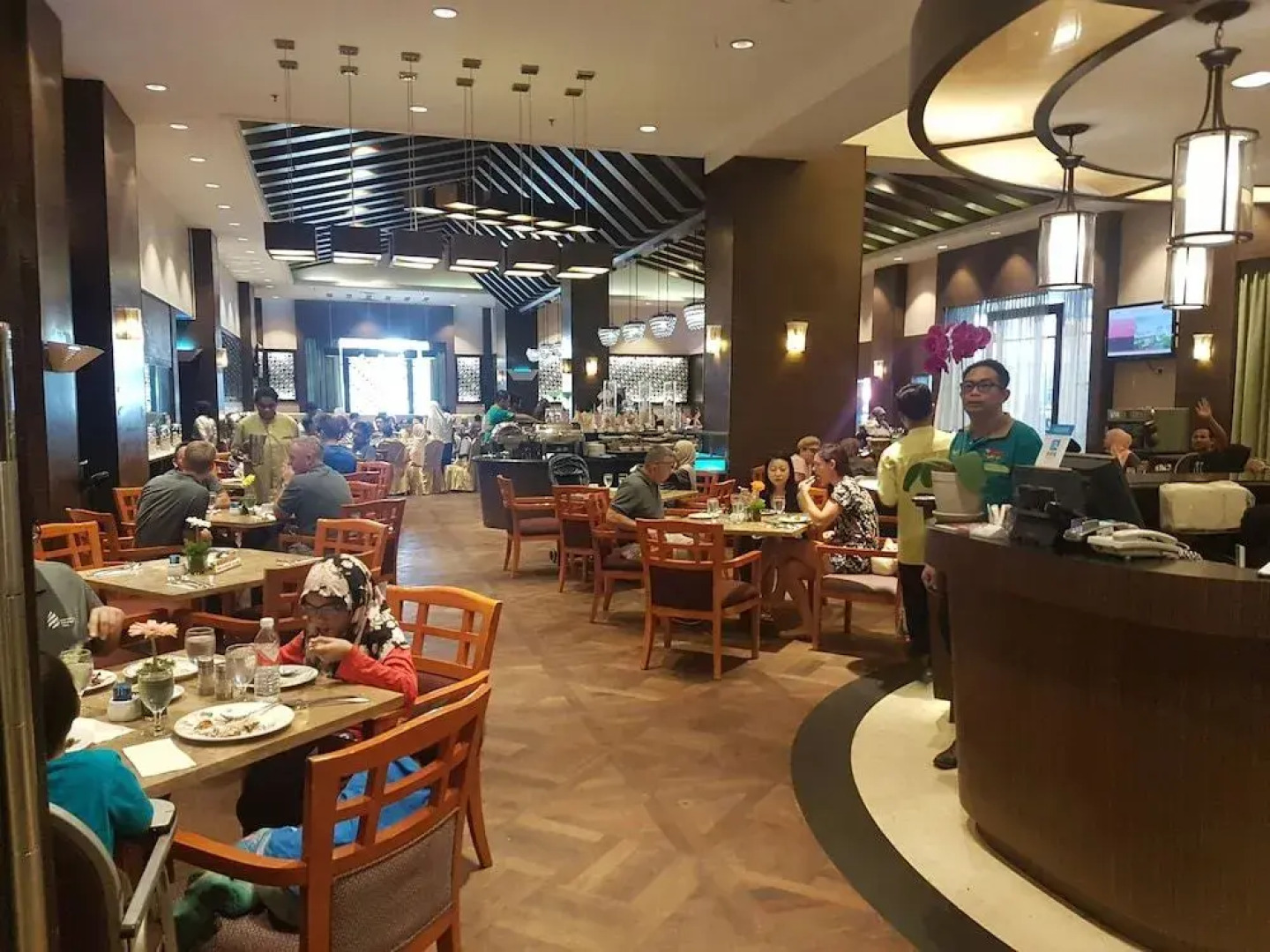 Crystal Private Water Chalet