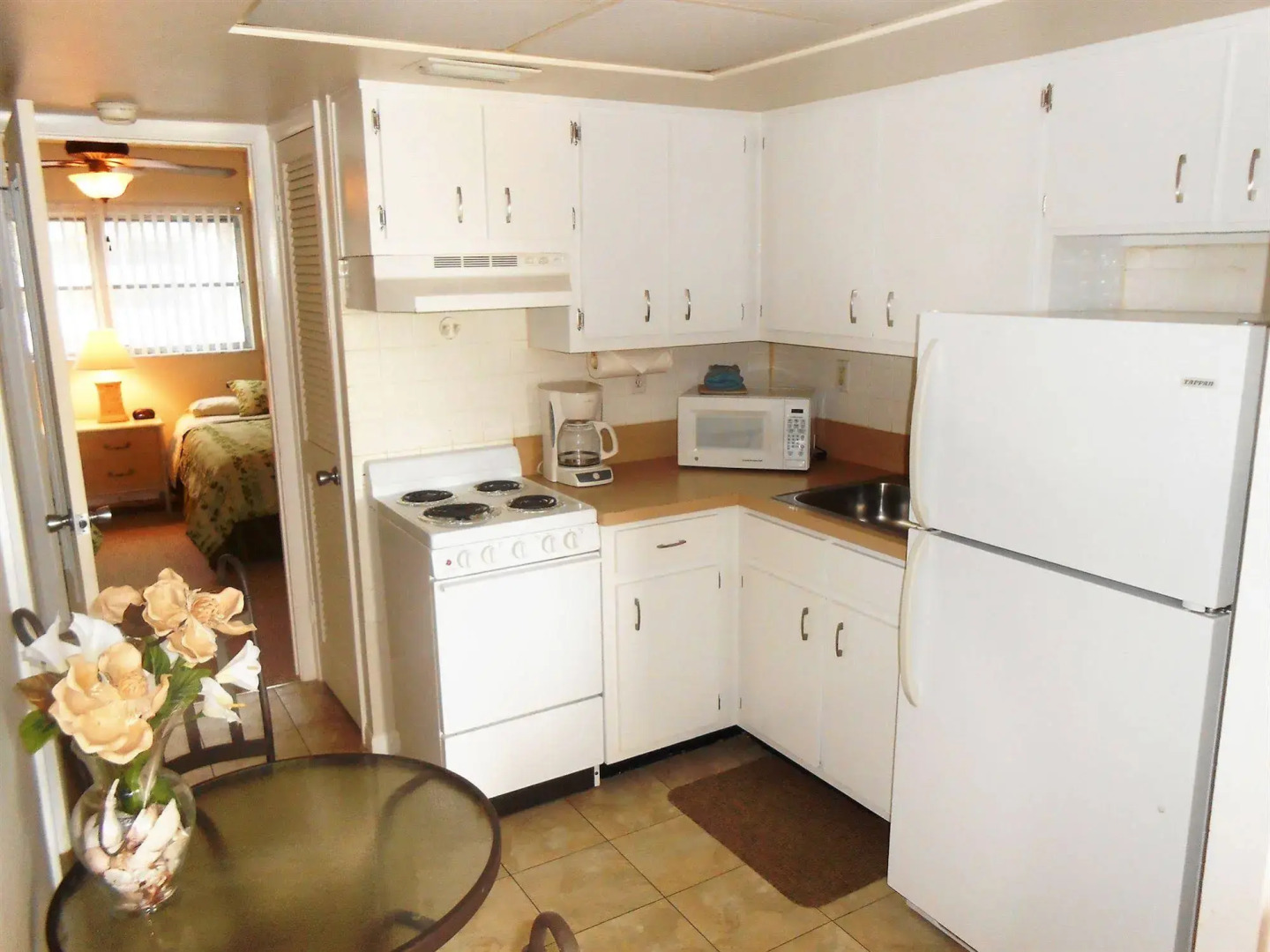 Hideaway Waterfront Resort