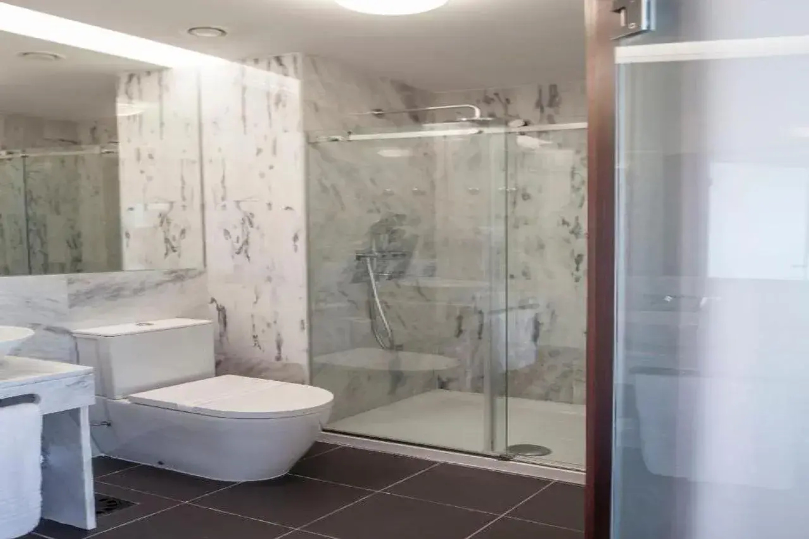 Luzeiros Suites