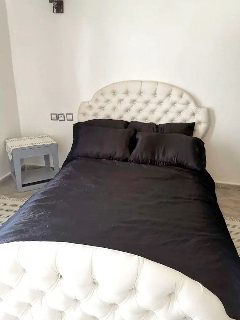 Apartment With one Bedroom in El Mansouriya, With Wonderful sea View, Shared Pool and Balcony