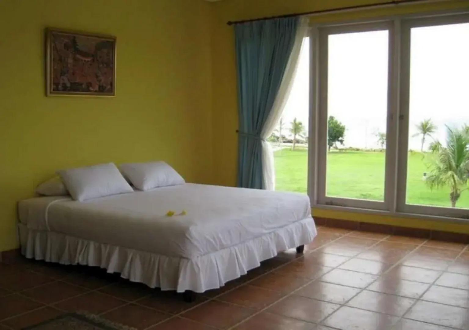 Blue Whale Sanctuary Hotel