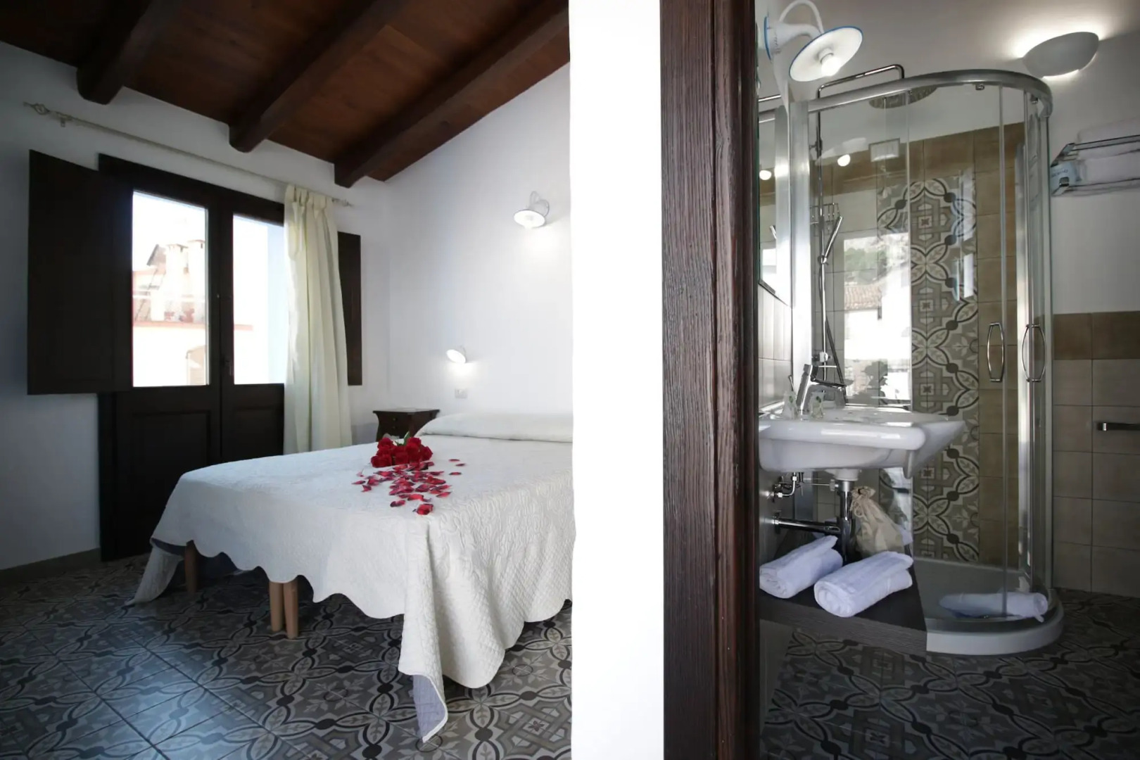 Ghivine Albergo Diffuso