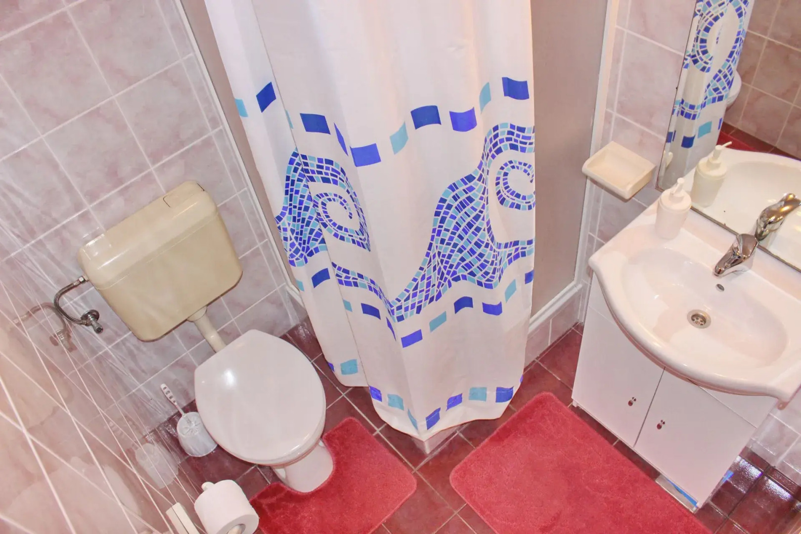 Apartment Remi - 300 m from sea: A3 Nin, Zadar riviera