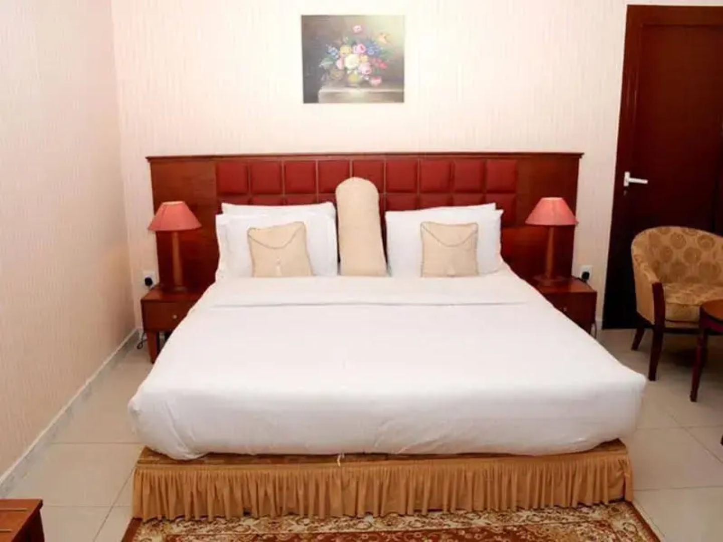 California Suites Hotel