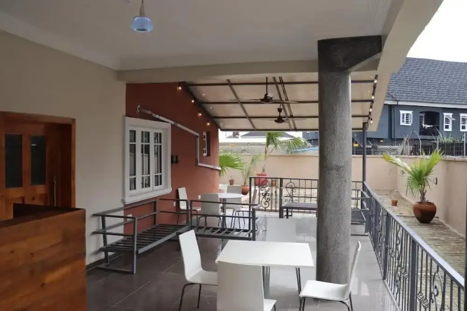 Tangerin Terracotta House and Apartment