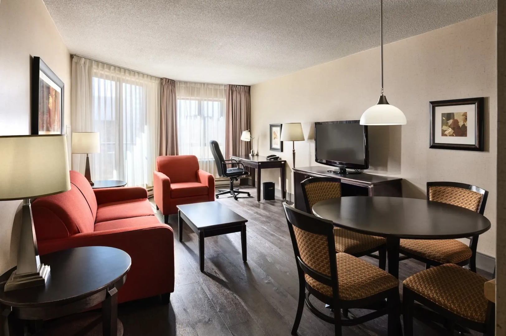Les Suites Hotel Ottawa