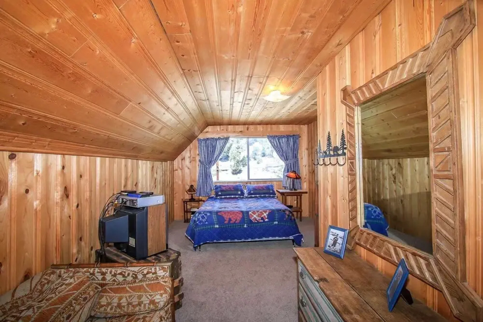 Canyon Log Retreat 1297 by RedAwning