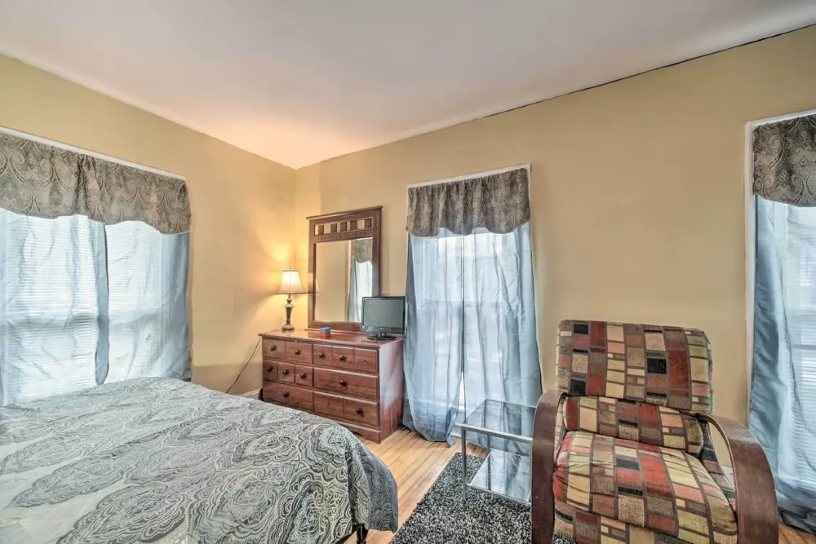 Quiet Oneonta Home - Walk to Historic Dtwn!
