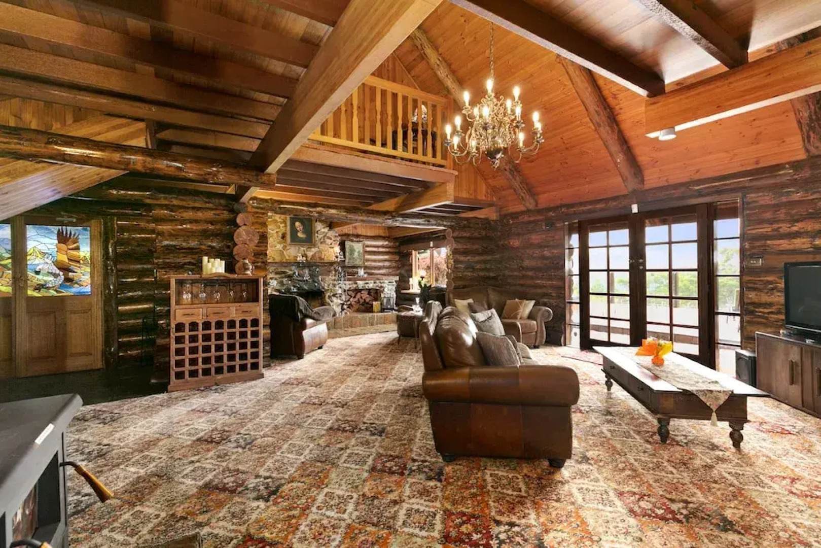 Eagles Nest Luxury Mountain Retreat