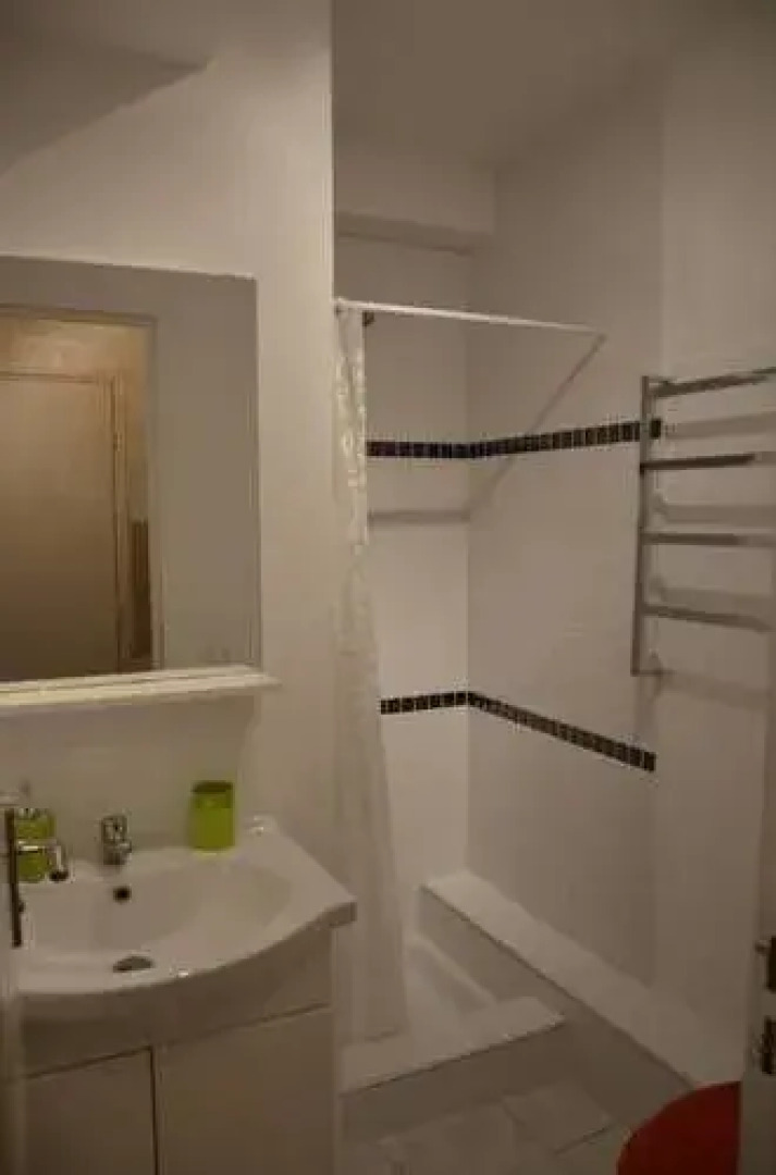 Grand studio vue mer à Marina Baie des Anges