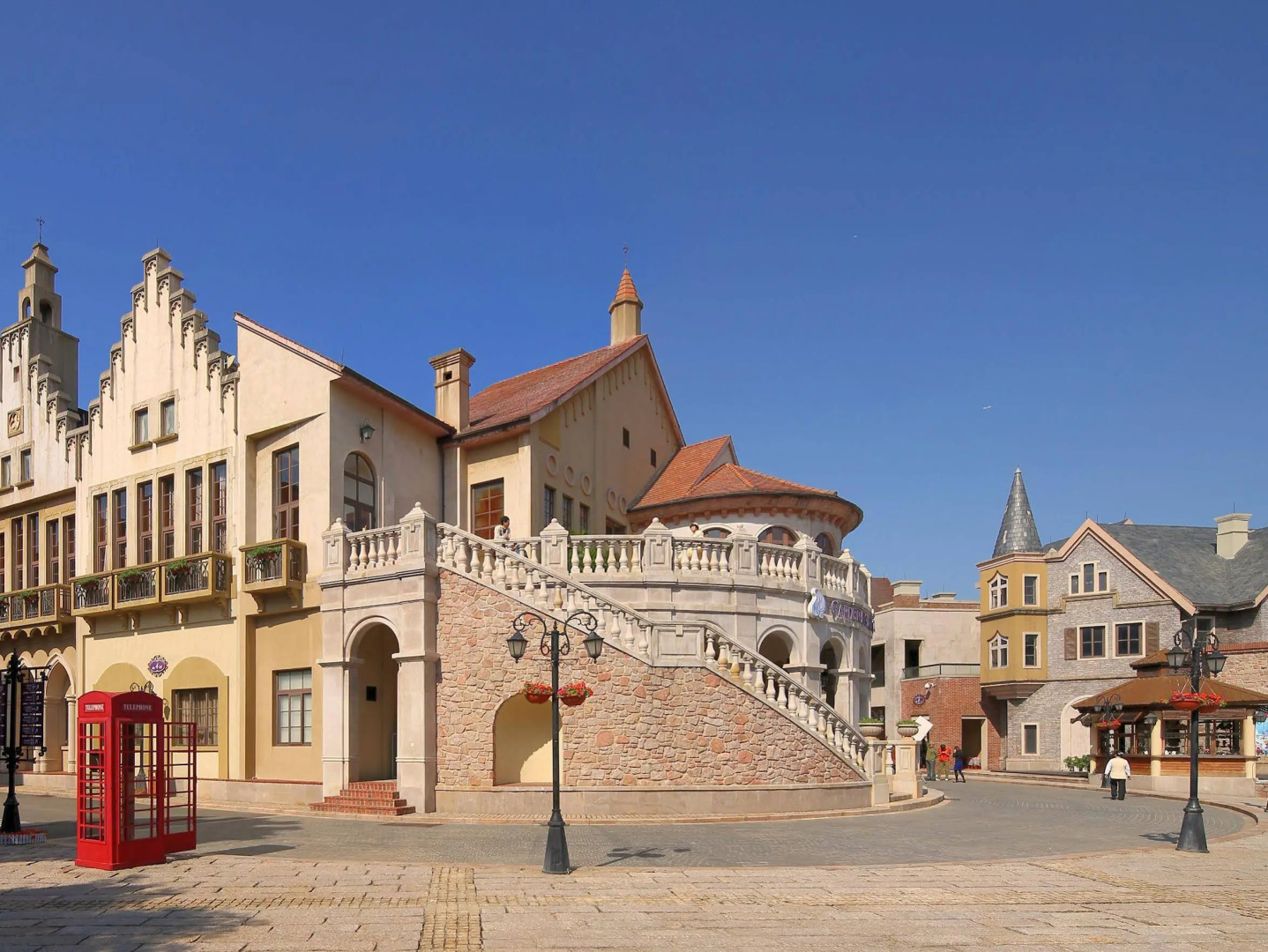 Dragon Lake Princess Hotel