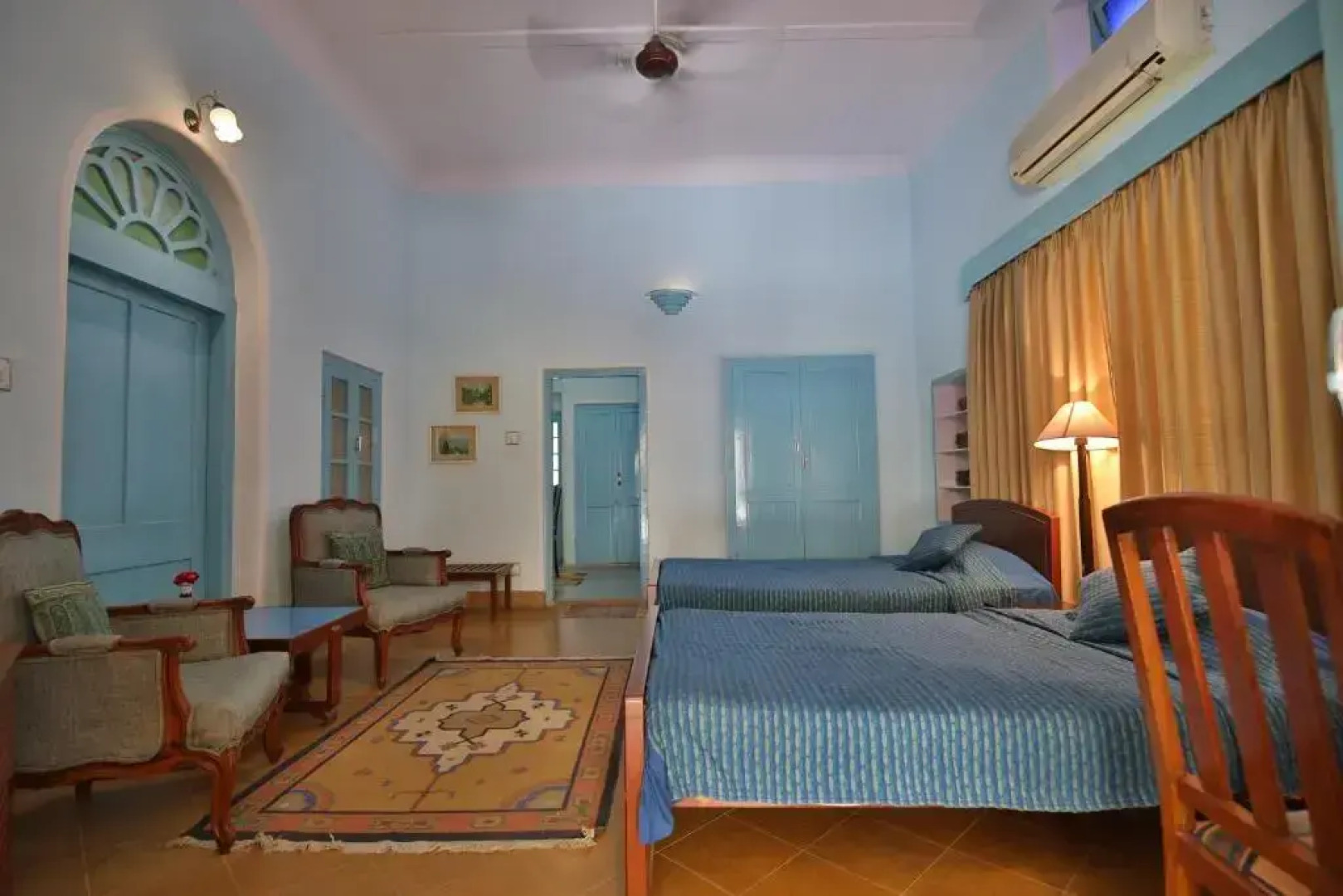 Roop Niwas Kothi, Near Mandawa