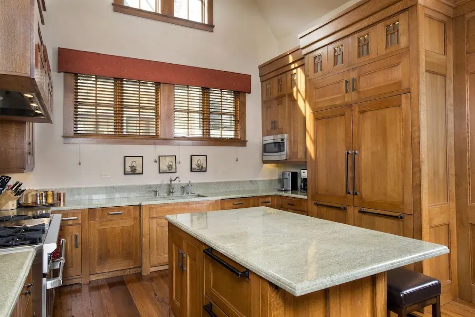 Frias Homes Of Aspen