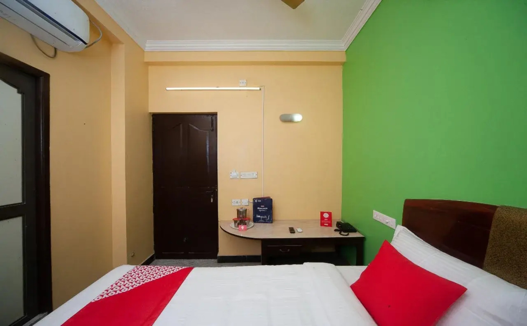 Sruthi Residency By OYO Rooms