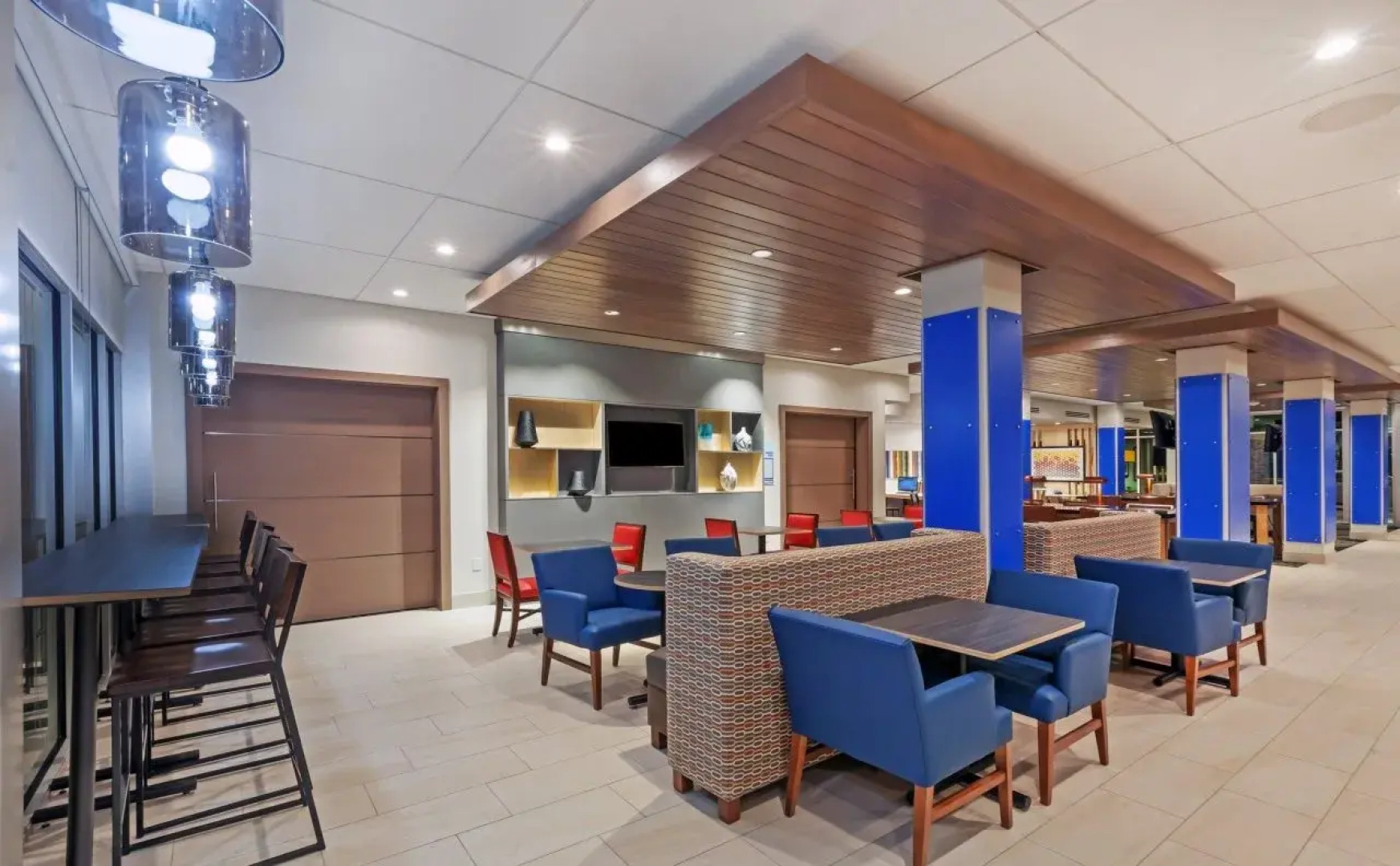 Holiday Inn Express & Suites Chanute by IHG