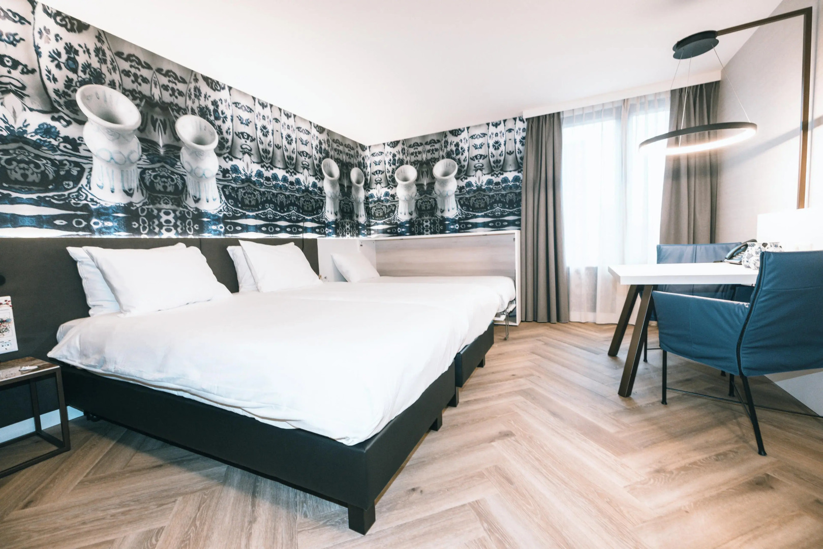 Golden Tulip Hotel Central