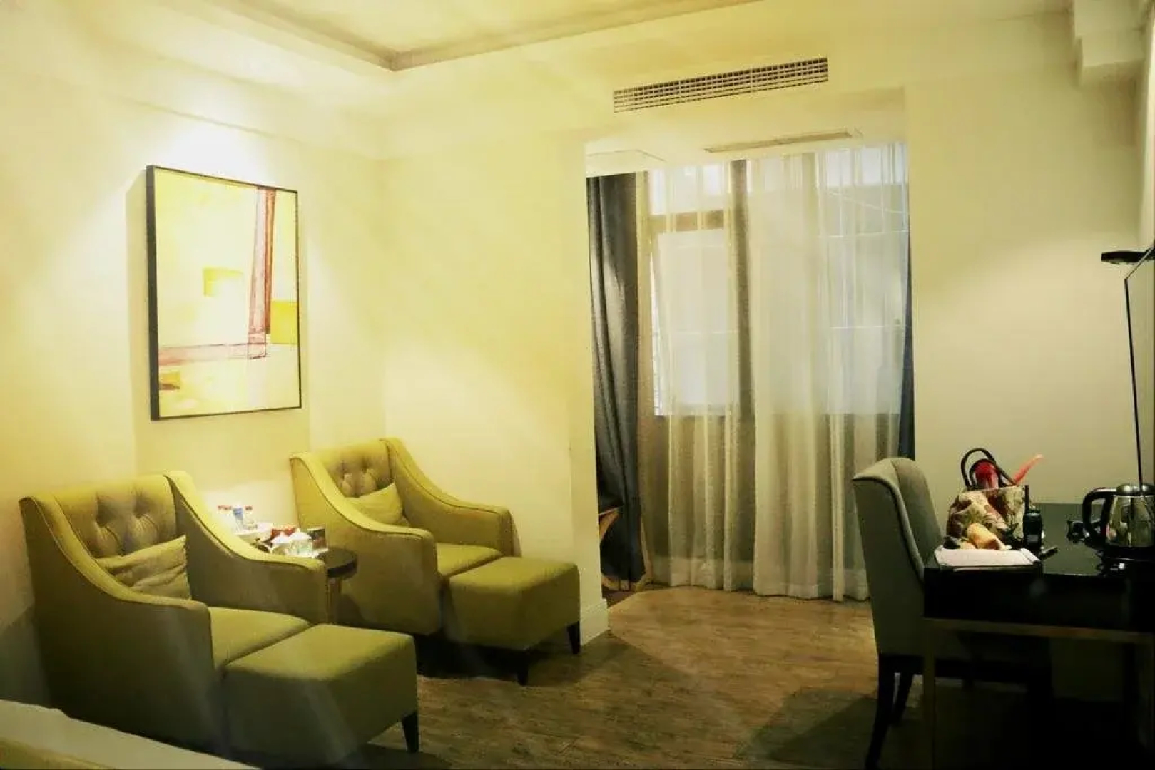 Ju Yuan Business Hotel
