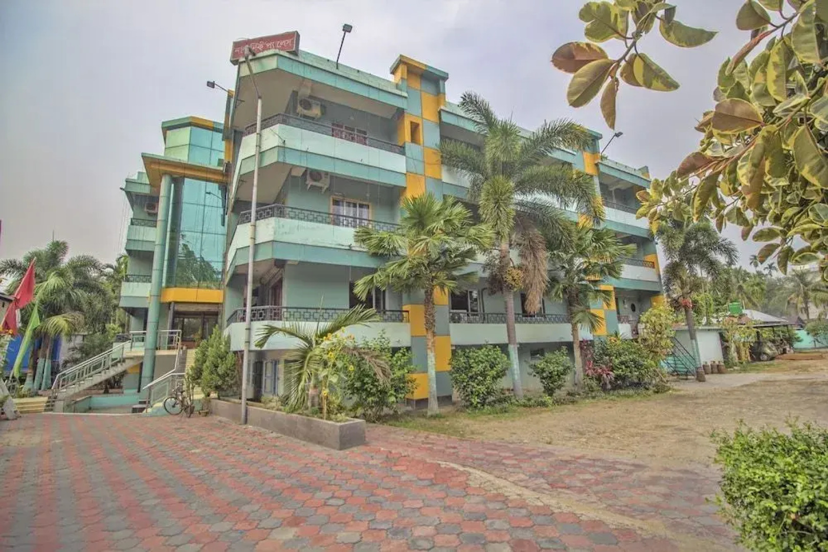 OYO 29736 Nandanik Palace