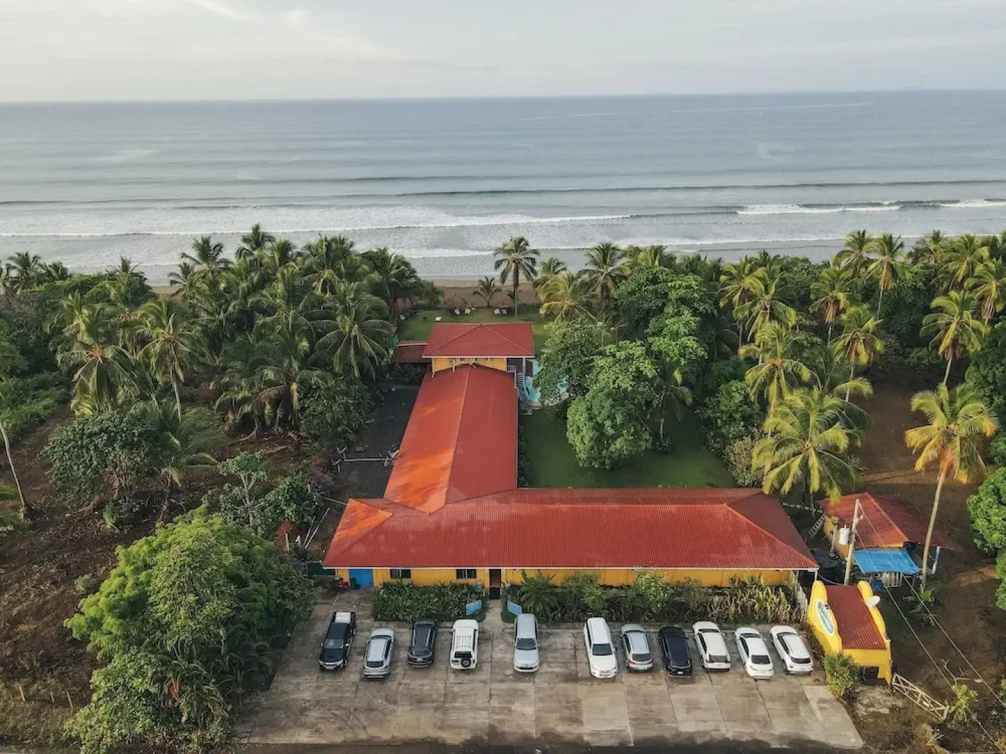 Las Lajas Beach Resort