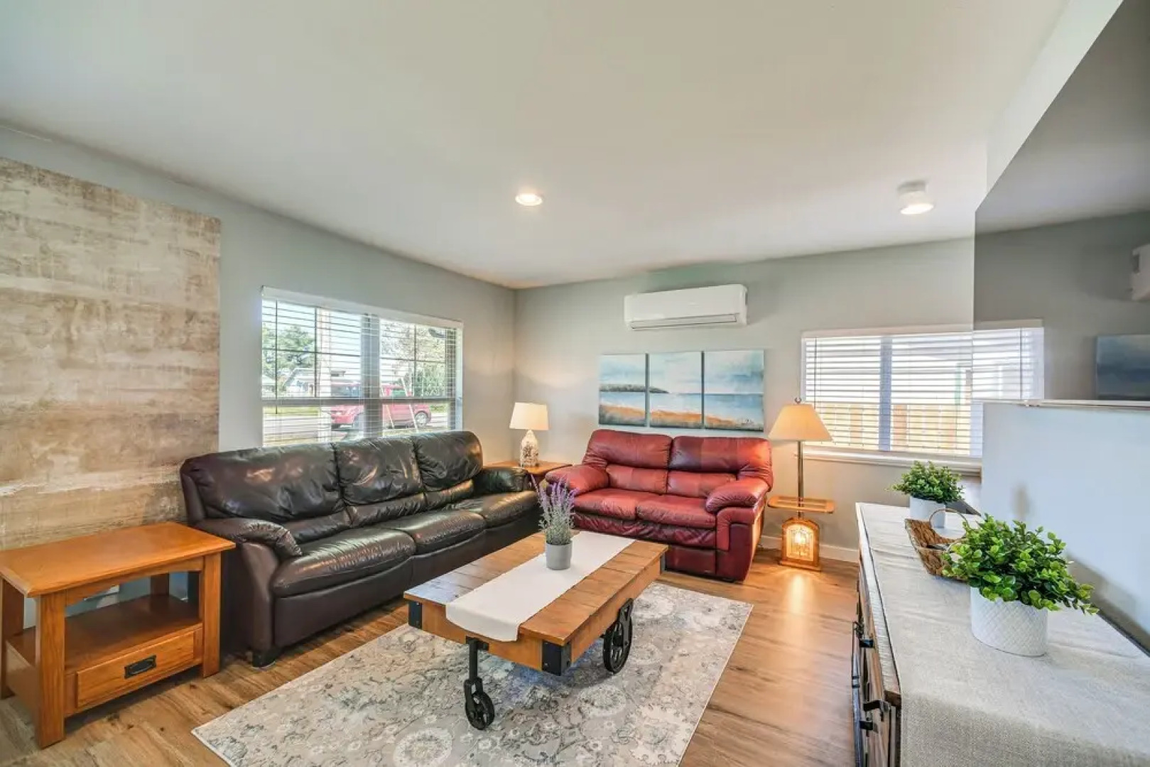 Pet-friendly Moclips Home: Walk to Mocrocks Beach!