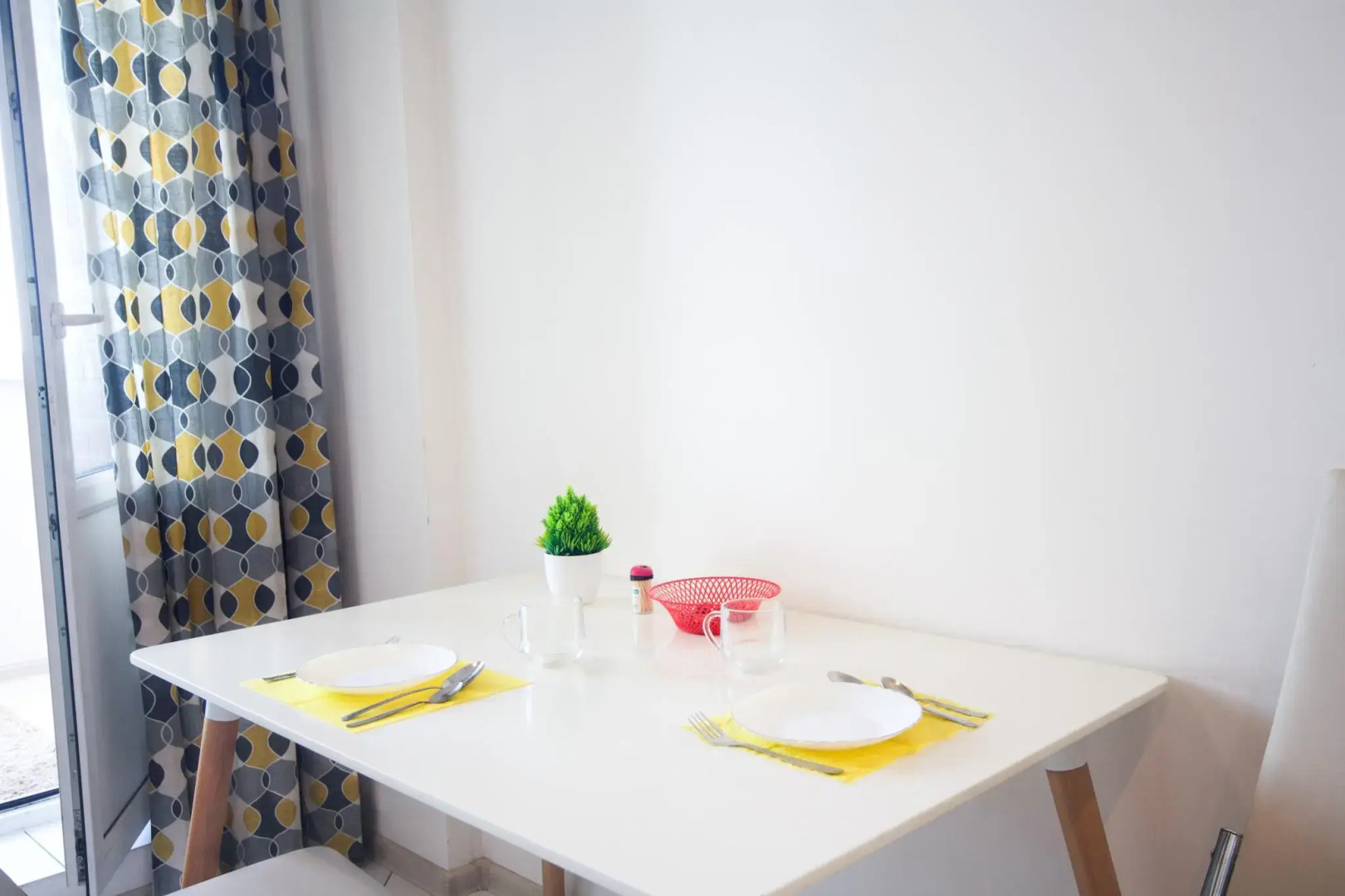 Pryanik Apartments (Пряник Апартментс) на проспекте Ленина 134