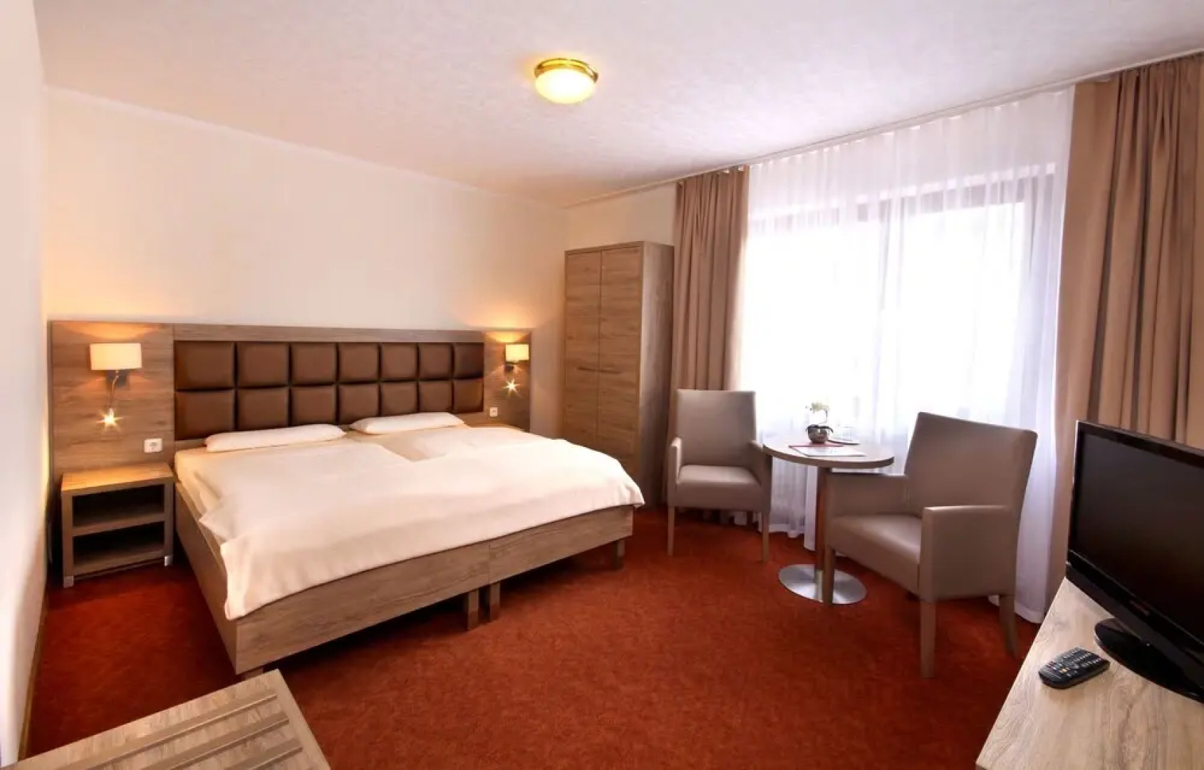 Strand Hotel Nordsee, Hotel Schnaugst